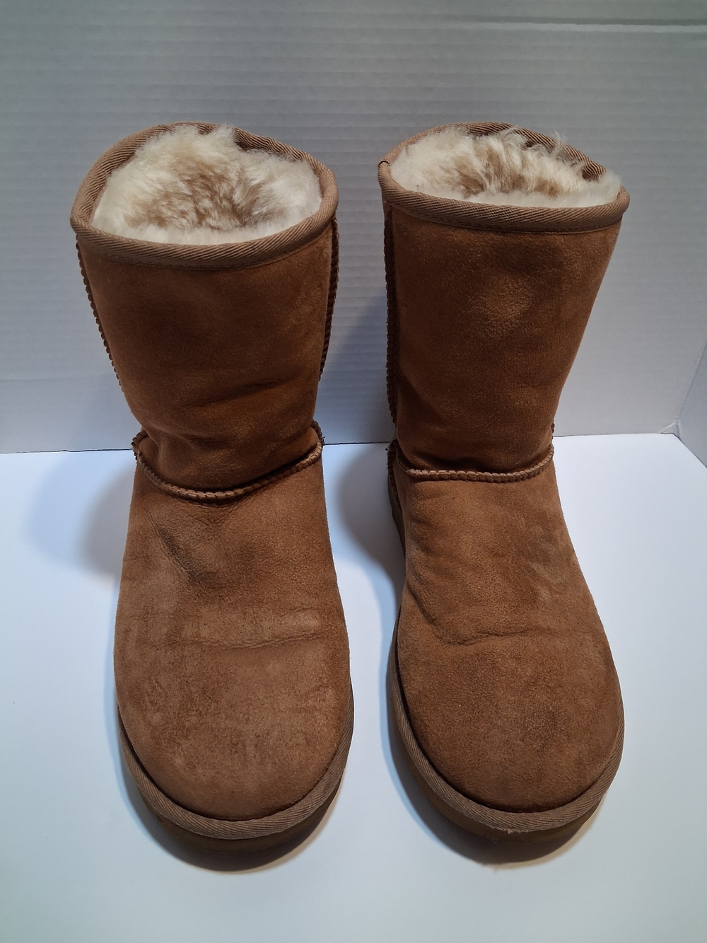 UGG Classic Short Suede Ankle Boot - Chestnut